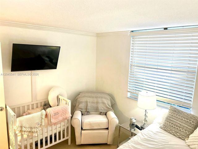 689 NE 6th Ct 1080, Boynton Beach, FL 33435
