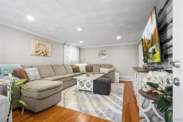 125 Revere Avenue, Dewitt, NY 13057