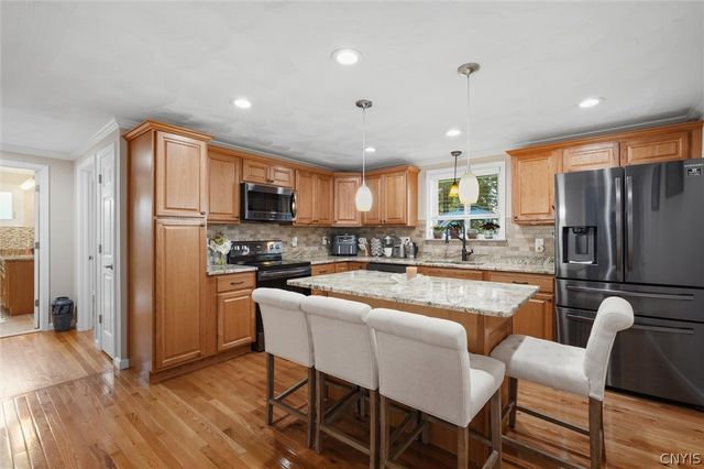 125 Revere Avenue, Dewitt, NY 13057