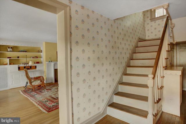 130 S CARLISLE ST, Greencastle, PA 17225