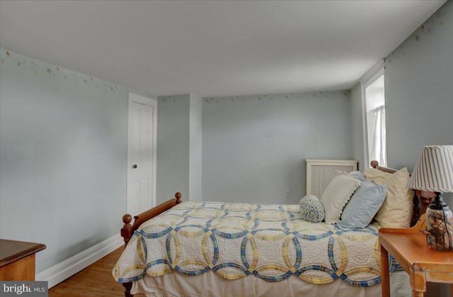 130 S CARLISLE ST, Greencastle, PA 17225