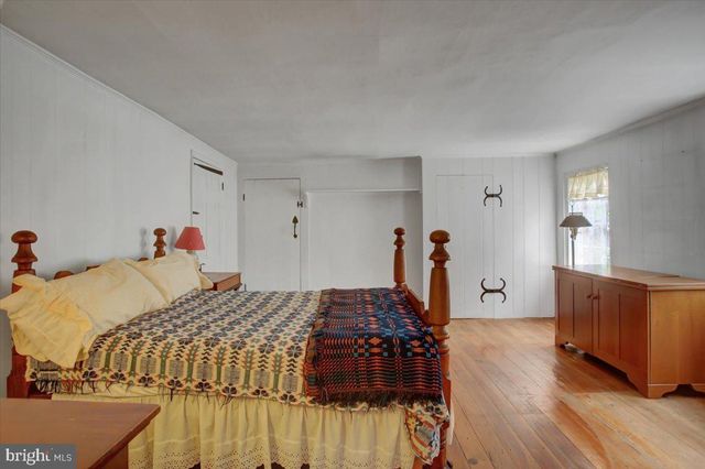 130 S CARLISLE ST, Greencastle, PA 17225