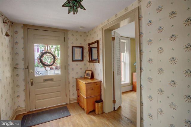130 S CARLISLE ST, Greencastle, PA 17225
