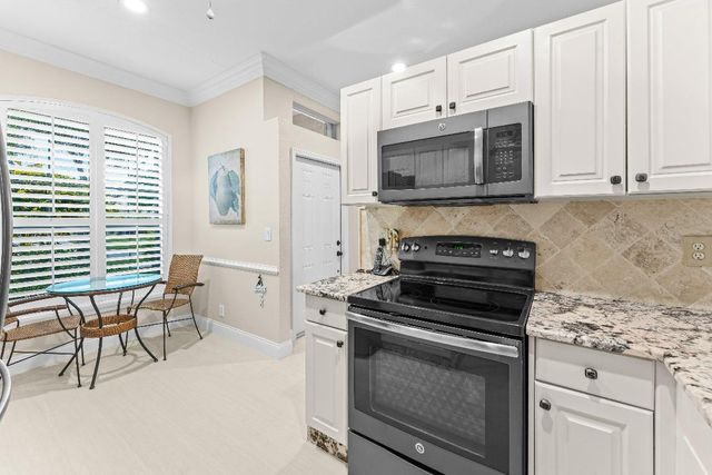 2775 Clipper Circle, West Palm Beach, FL 33411