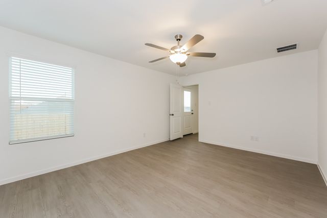 2741 Center Creek, Benbrook, TX 76108