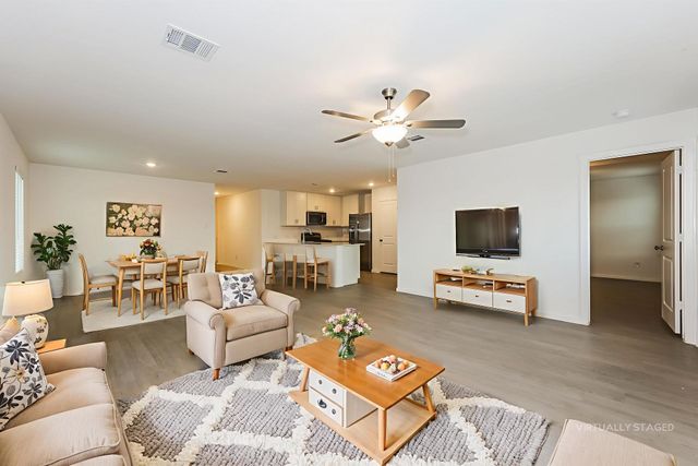 2741 Center Creek, Benbrook, TX 76108