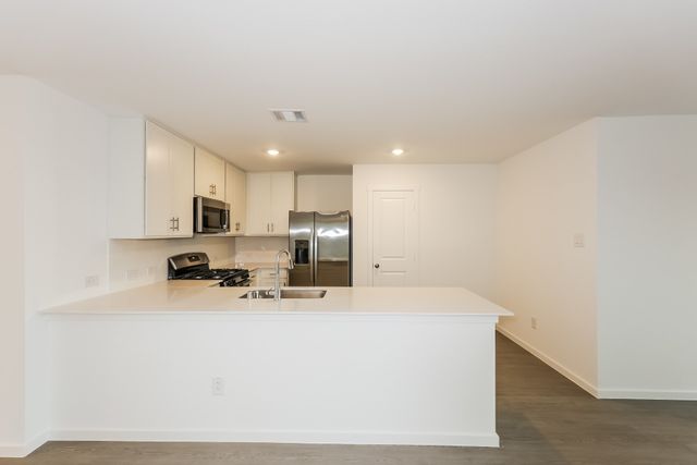 2741 Center Creek, Benbrook, TX 76108