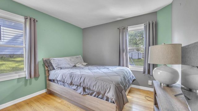 1161 N 8th AVENUE, West Bend, WI 53090