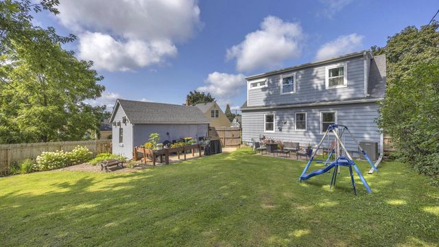 1161 N 8th AVENUE, West Bend, WI 53090