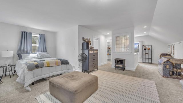 1161 N 8th AVENUE, West Bend, WI 53090