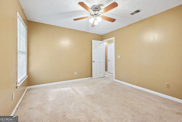 10044 Point View Drive, Jonesboro, GA 30238
