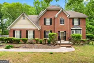 10044 Point View Drive, Jonesboro, GA 30238