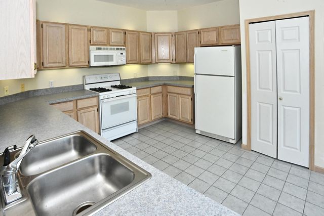 378 Ballenisle Court, Chesterton, IN 46304