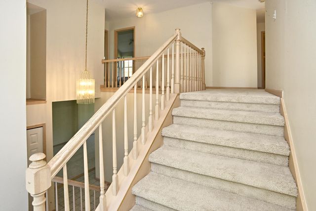 378 Ballenisle Court, Chesterton, IN 46304