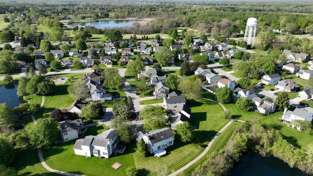 378 Ballenisle Court, Chesterton, IN 46304