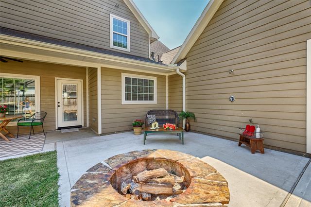 11939 Sagittarius Drive E, Willis, TX 77318