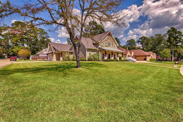 11939 Sagittarius Drive E, Willis, TX 77318