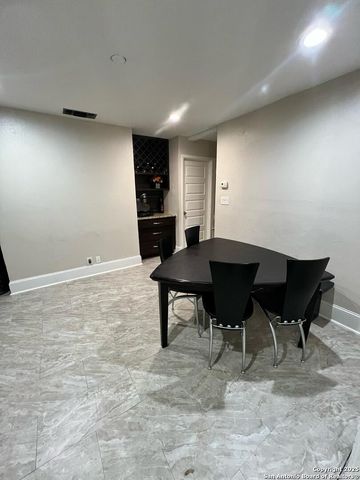 4006 Dunmore, San Antonio, TX 78230