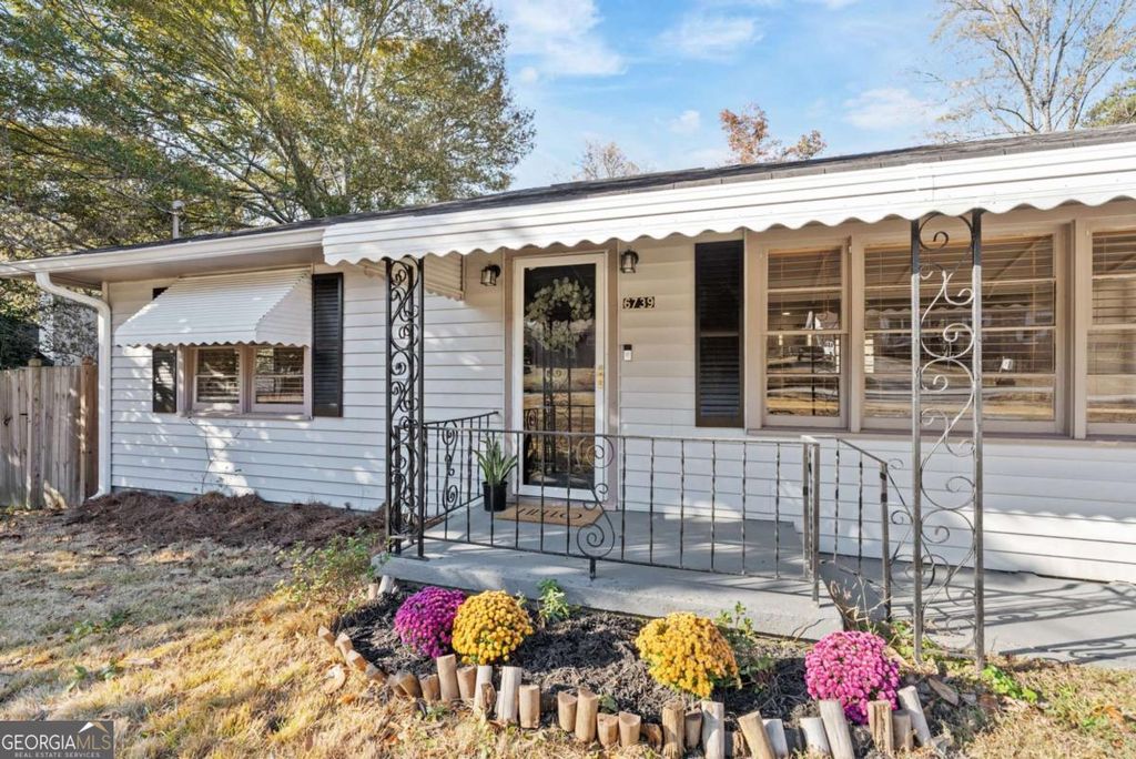 6739 Kull Drive, Lithia Springs, GA 30122