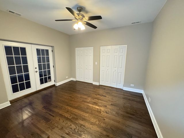 543 E 43rd Street 3W, Chicago, IL 60653