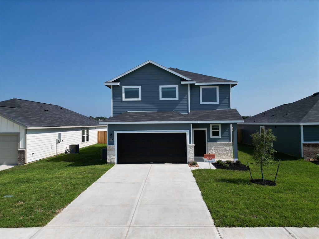 400 Cedar Chase Court, Dayton, TX 77535