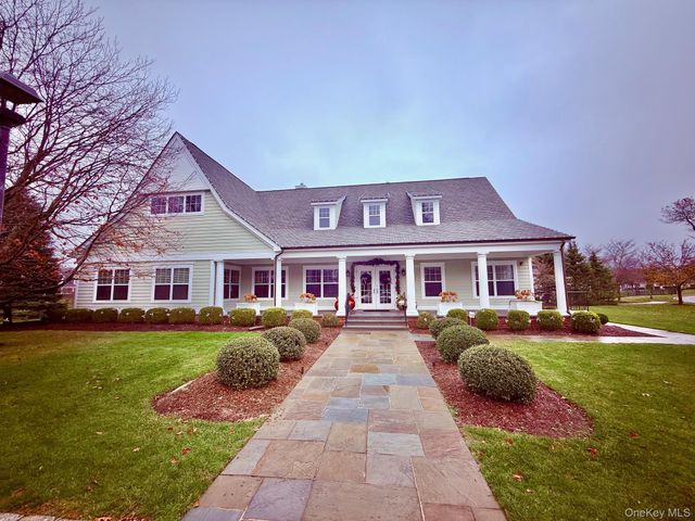 41 Golden Spruce Drive, Calverton, NY 11933