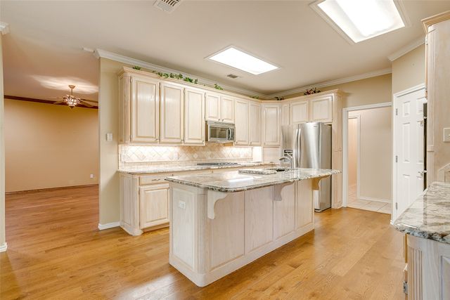 1619 Browning Lane, Cleburne, TX 76033
