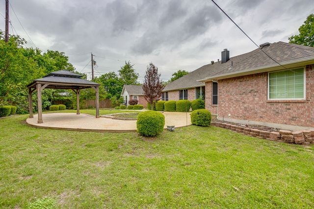 1619 Browning Lane, Cleburne, TX 76033