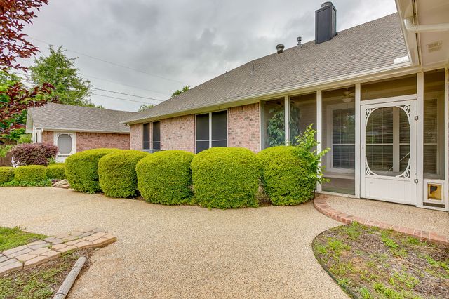 1619 Browning Lane, Cleburne, TX 76033