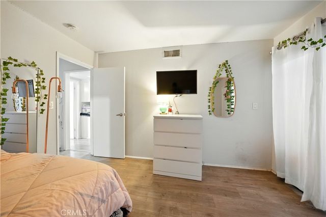 14937 Sherman Way 7, Van Nuys, CA 91405