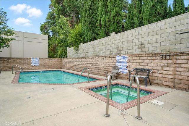14937 Sherman Way 7, Van Nuys, CA 91405