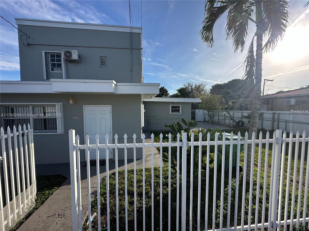 2430 NW 26th St 1, Miami, FL 33142
