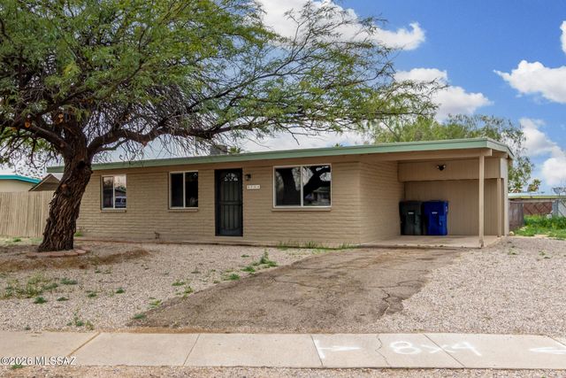 4702 S Apple Tree Avenue, Tucson, AZ 85730