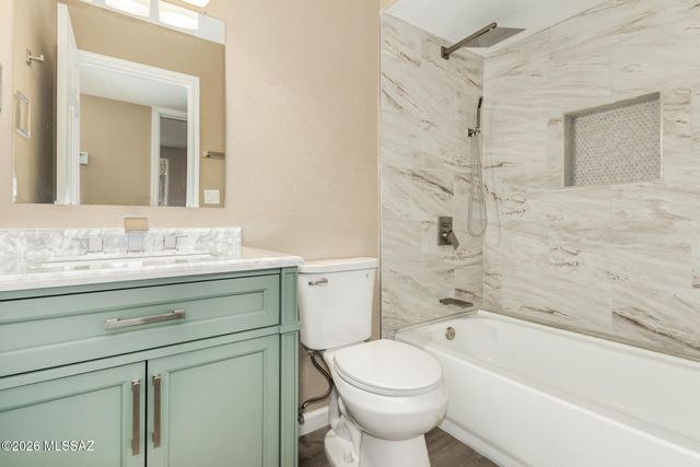 4702 S Apple Tree Avenue, Tucson, AZ 85730