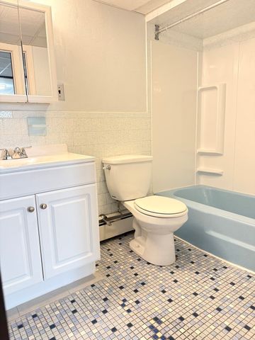 21 West Carpenter B, Attleboro, MA 02703