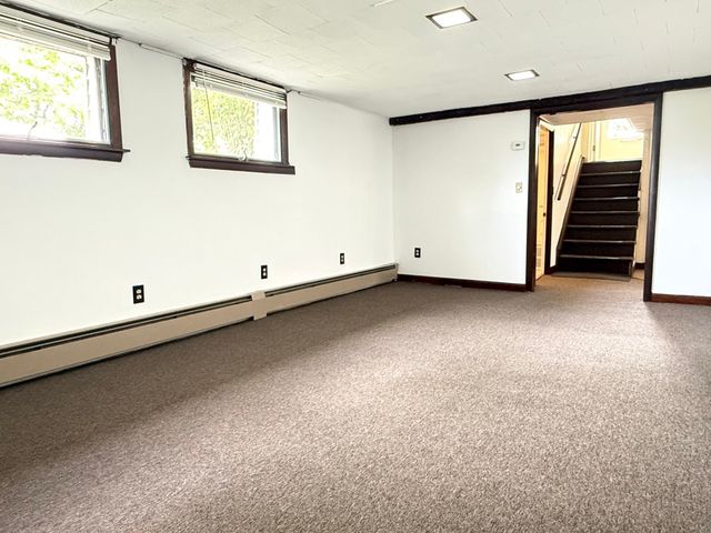 21 West Carpenter B, Attleboro, MA 02703