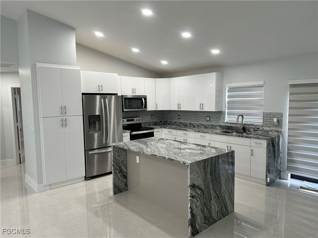 228 Magellan ST, Fort Myers, FL 33913