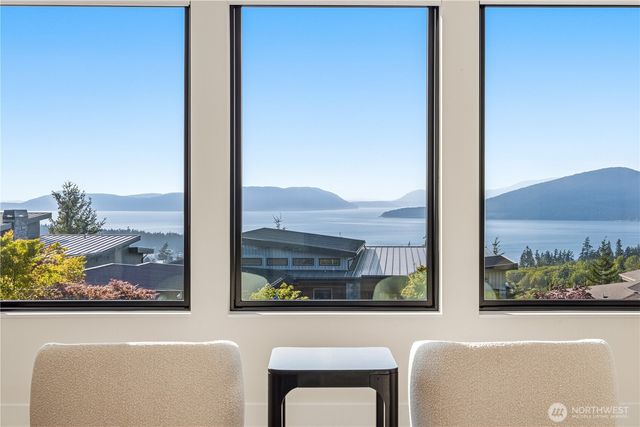 3923 Rock Ridge Parkway, Anacortes, WA 98221