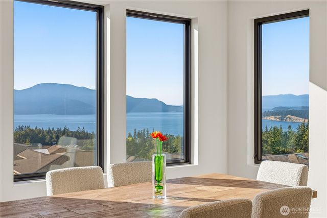 3923 Rock Ridge Parkway, Anacortes, WA 98221