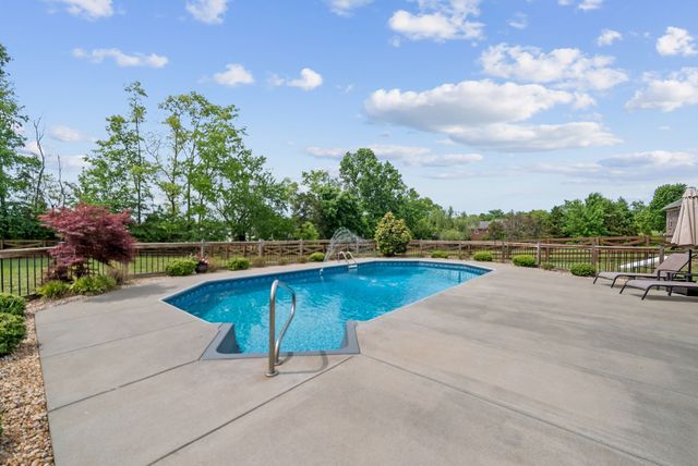 3412 Clegg Dr, Spring Hill, TN 37174