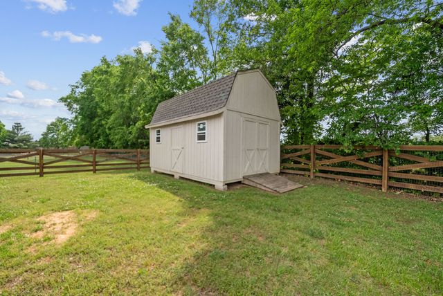 3412 Clegg Dr, Spring Hill, TN 37174