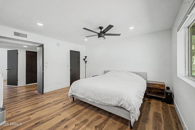 16457 N 47TH Street, Phoenix, AZ 85032