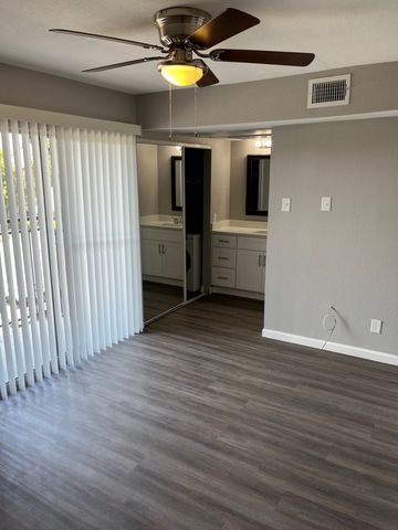 2800 Douglas Avenue 303, Dallas, TX 75219