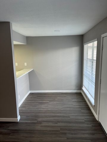 2800 Douglas Avenue 303, Dallas, TX 75219
