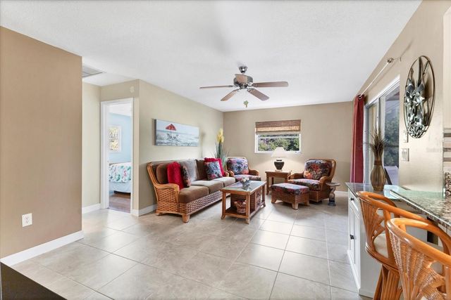 1611 E CYPRESS POINT DRIVE, Venice, FL 34293