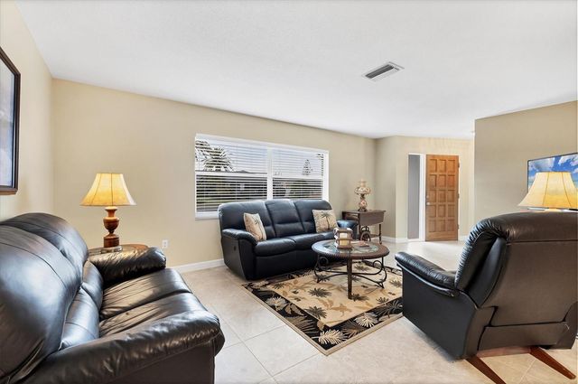 1611 E CYPRESS POINT DRIVE, Venice, FL 34293