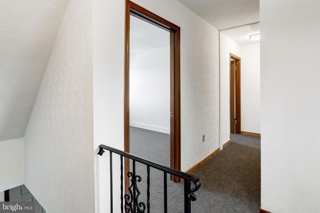 25 FILBERT ST, Hanover, PA 17331