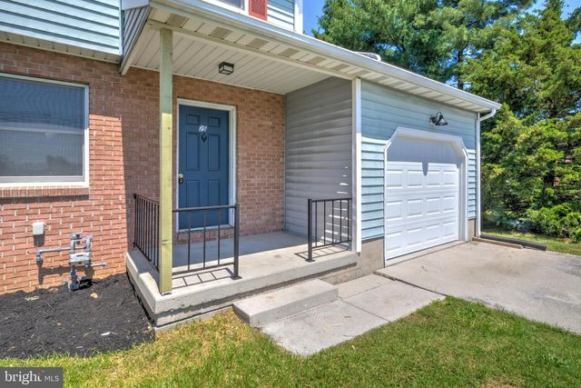 25 FILBERT ST, Hanover, PA 17331