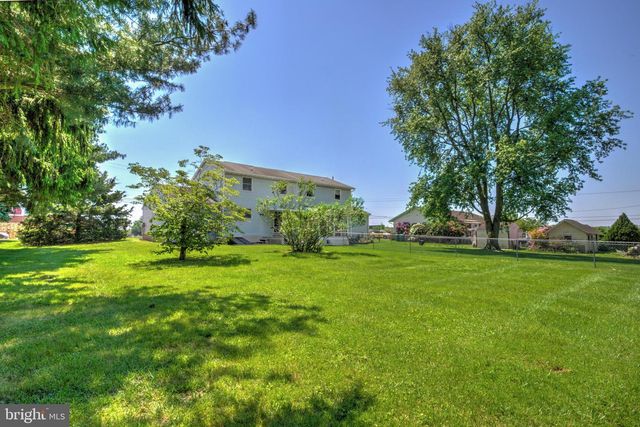 25 FILBERT ST, Hanover, PA 17331