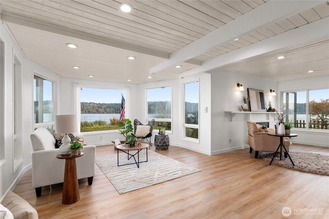 13277 Shoreline Drive SE, Olalla, WA 98359